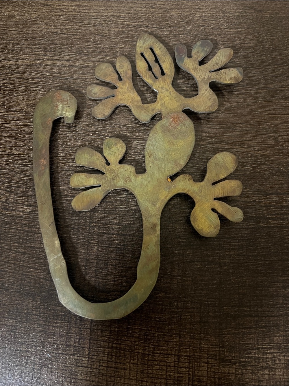Metal Gecko Magnet -Home Accent